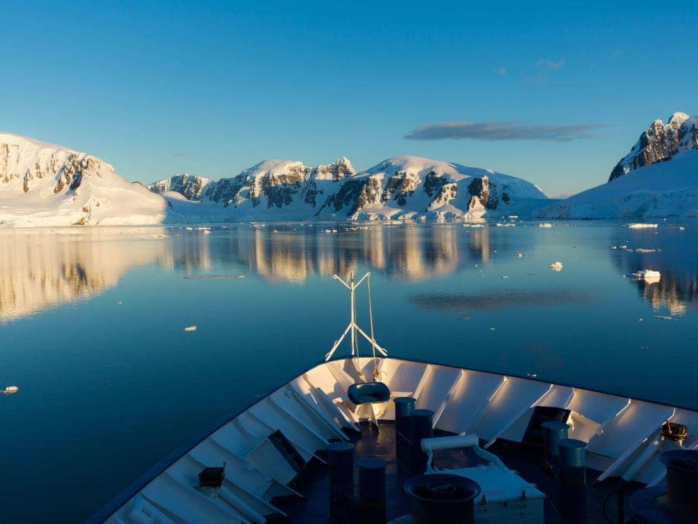 Hebridean_sky_antarctica_view-2-1
