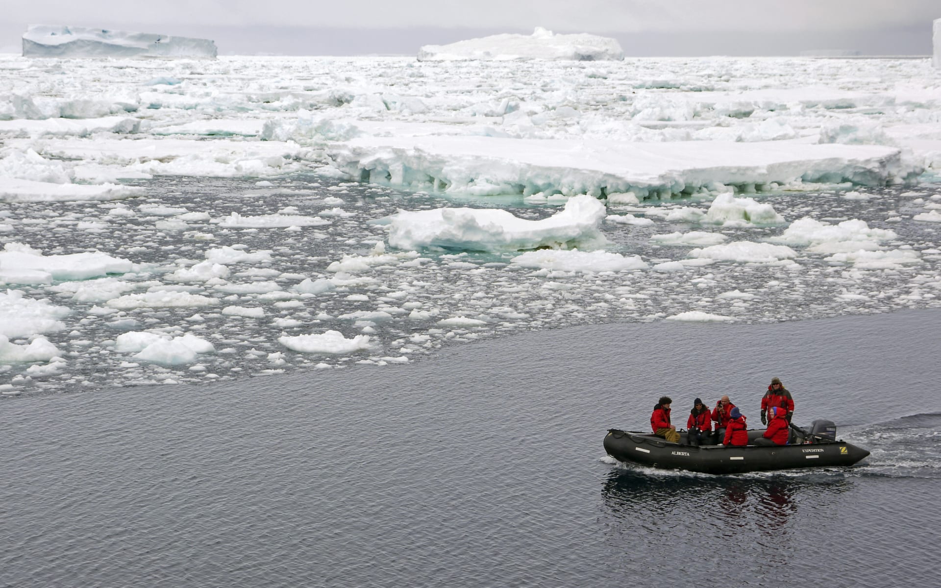 Antarctica_G_Expedition_Expedition_nye35v-1
