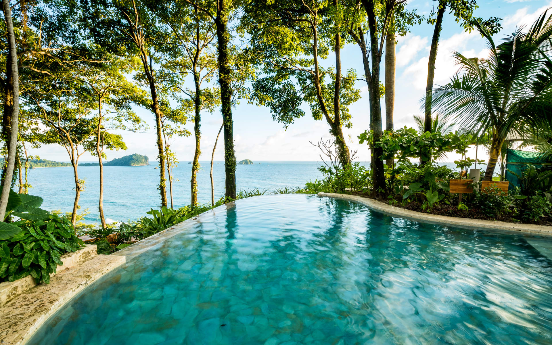 ArenasdelMar_costa_rica_pool-1