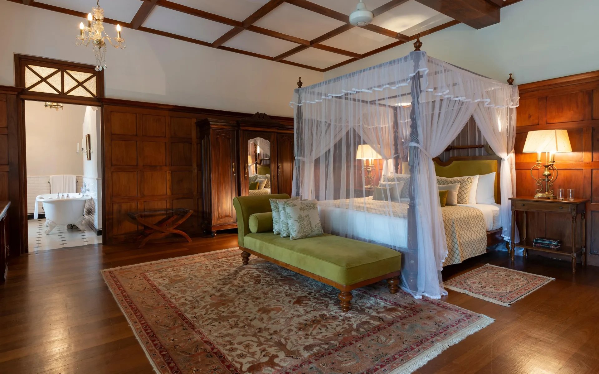 One of the suites in Summerville Cottage, adopting a grand colonial style.