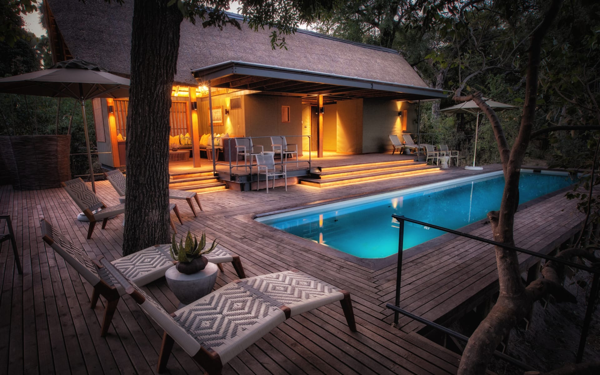 Chitabe_Camp_Swimming_Pool_1280x854_xdn185-1