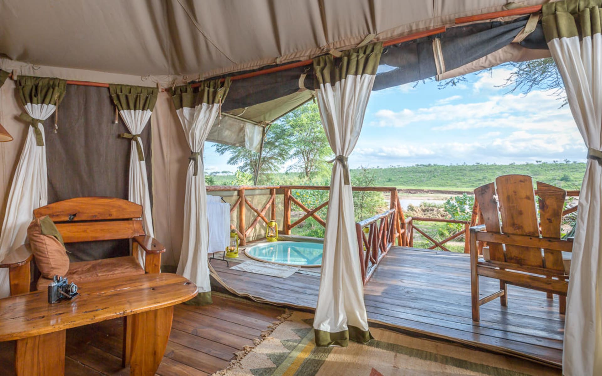 Elephant_Bedroom_fgesvp
