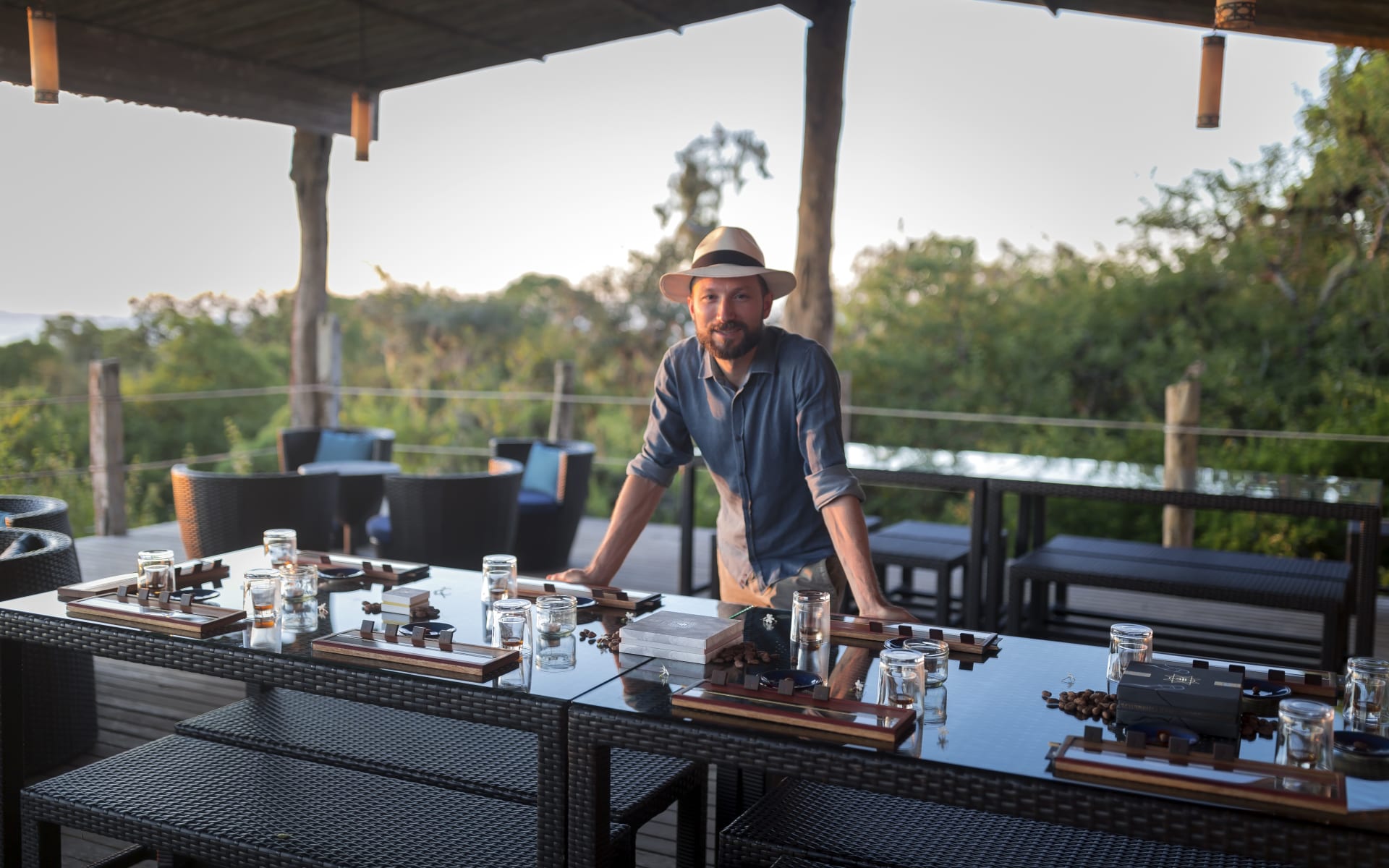 Galapagos_Safari_Camp_Toak_Chocolate_nxco4r