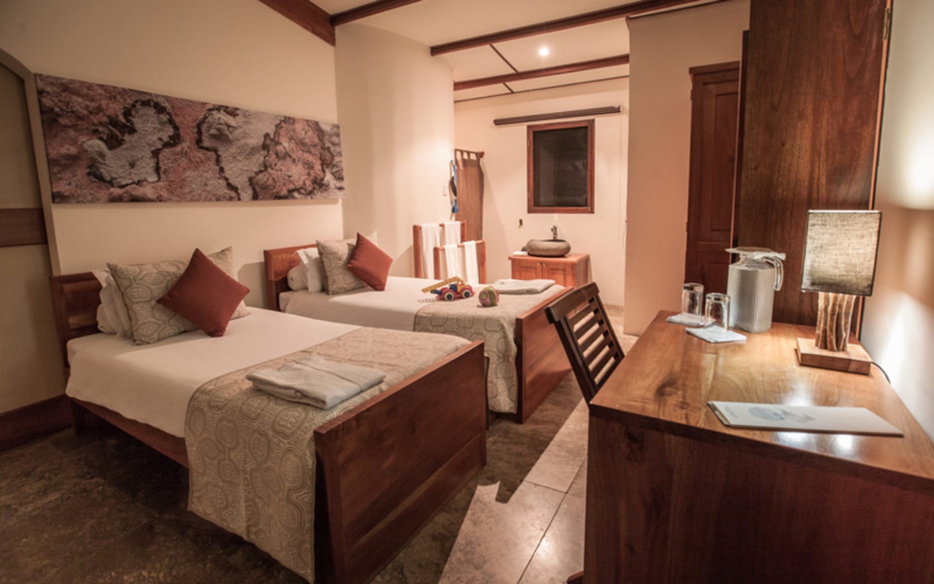 Galapagos_Safari_Camp_Twin_Room_800x534_vtvgdx