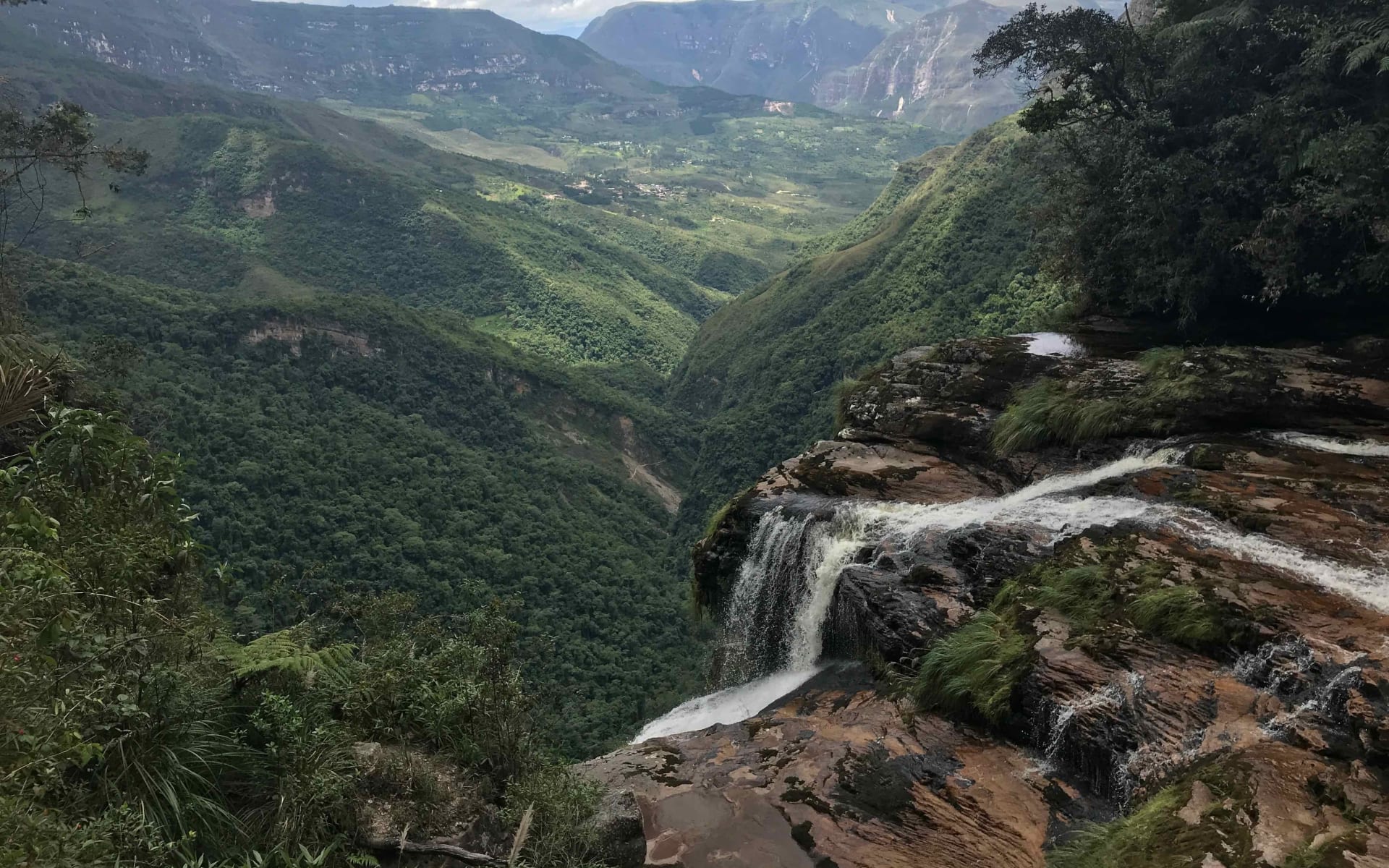 Gocta_Falls_Free_Stock_Image_Unsplash_2020_CCOmri_D_Cohen-3LfYt9WW6Do_hhckbu