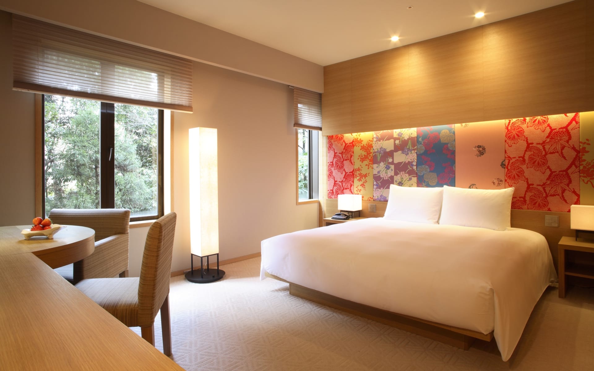 Hyatt_Regency_Kyoto_King_Bed_zorule