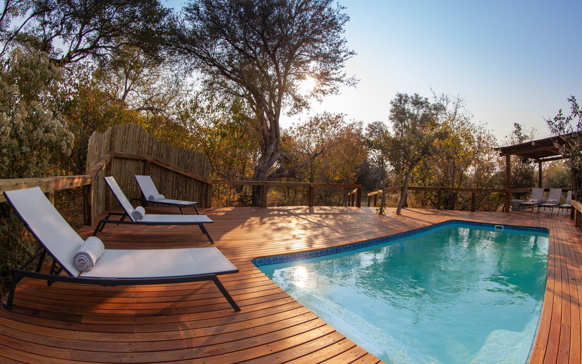 Kwando_Splash_Camp_Swimming_Pool_ohntrk-1