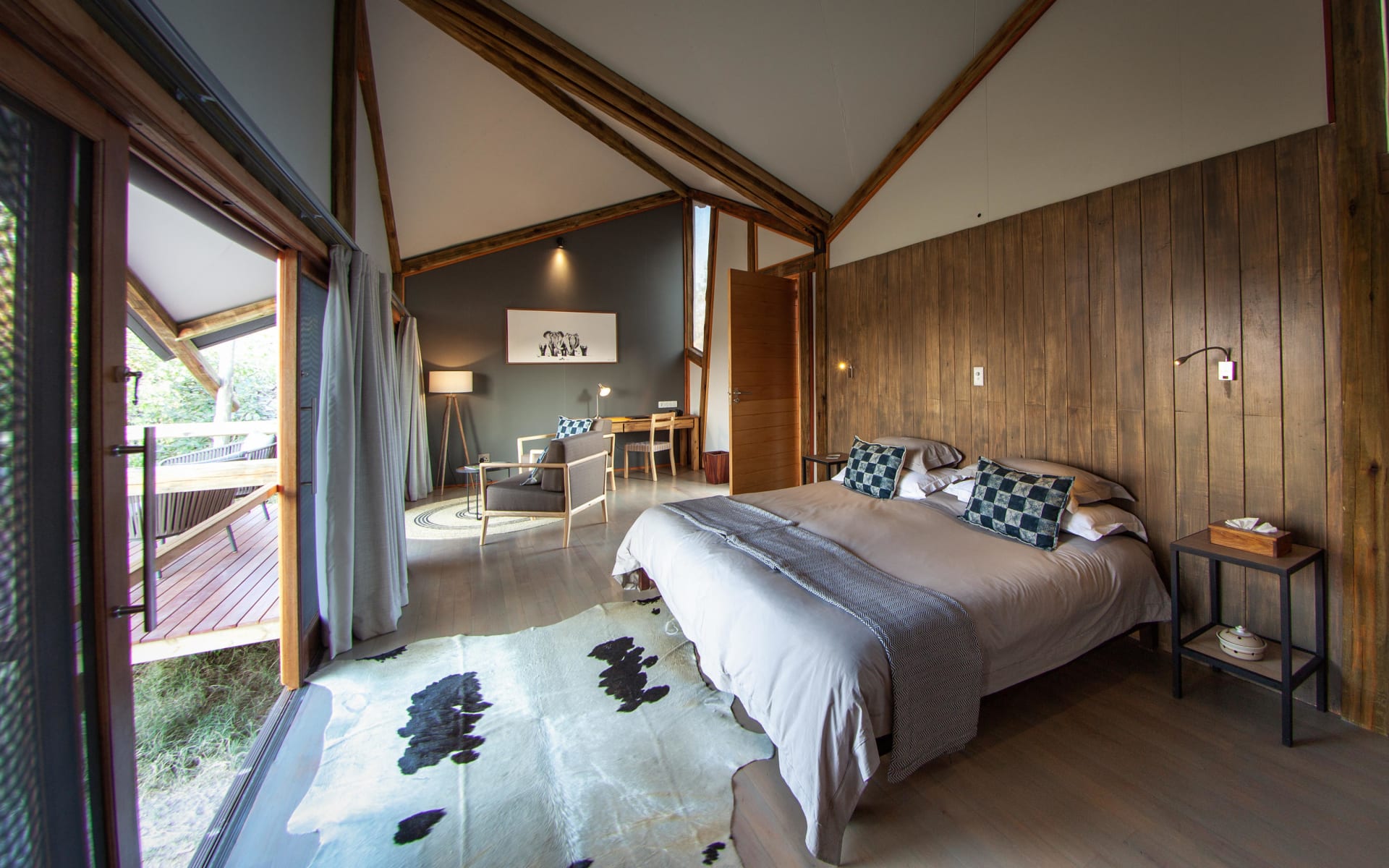 Kwando_Splash__Camp_Room_nwpyrq-1