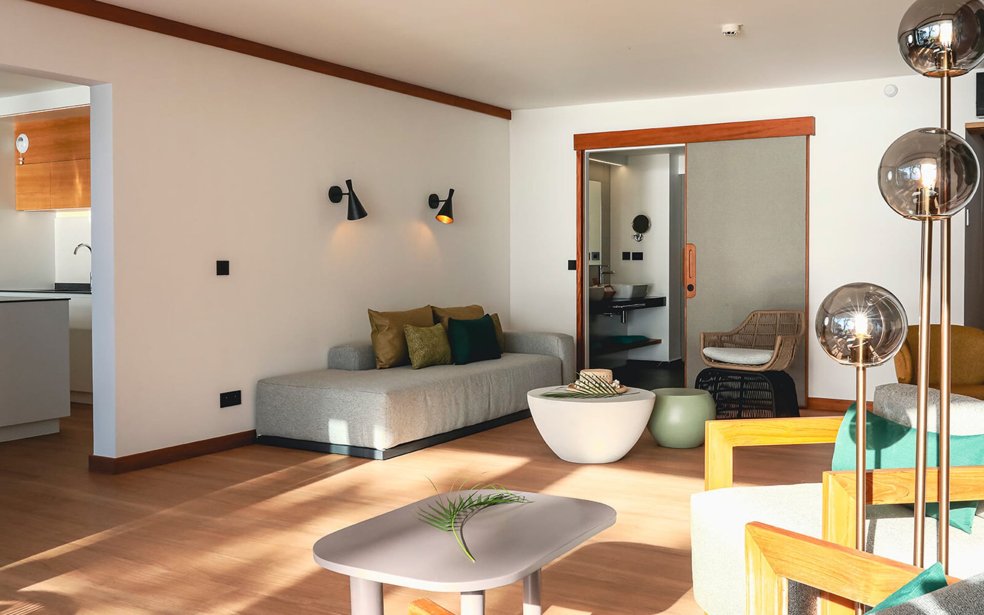 Sun trap royal suite living area 