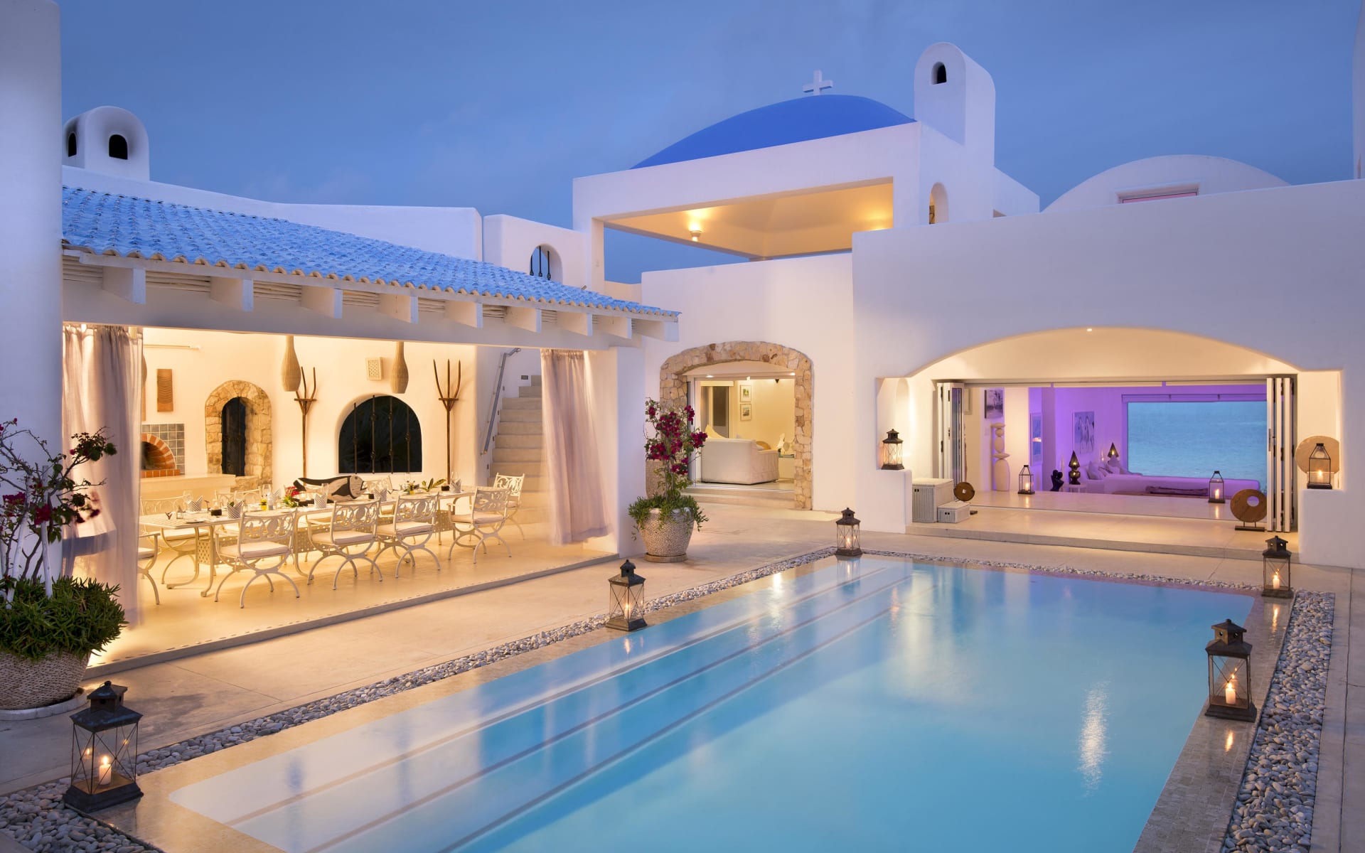 Main_Villa_Courtyard_g5nzjs