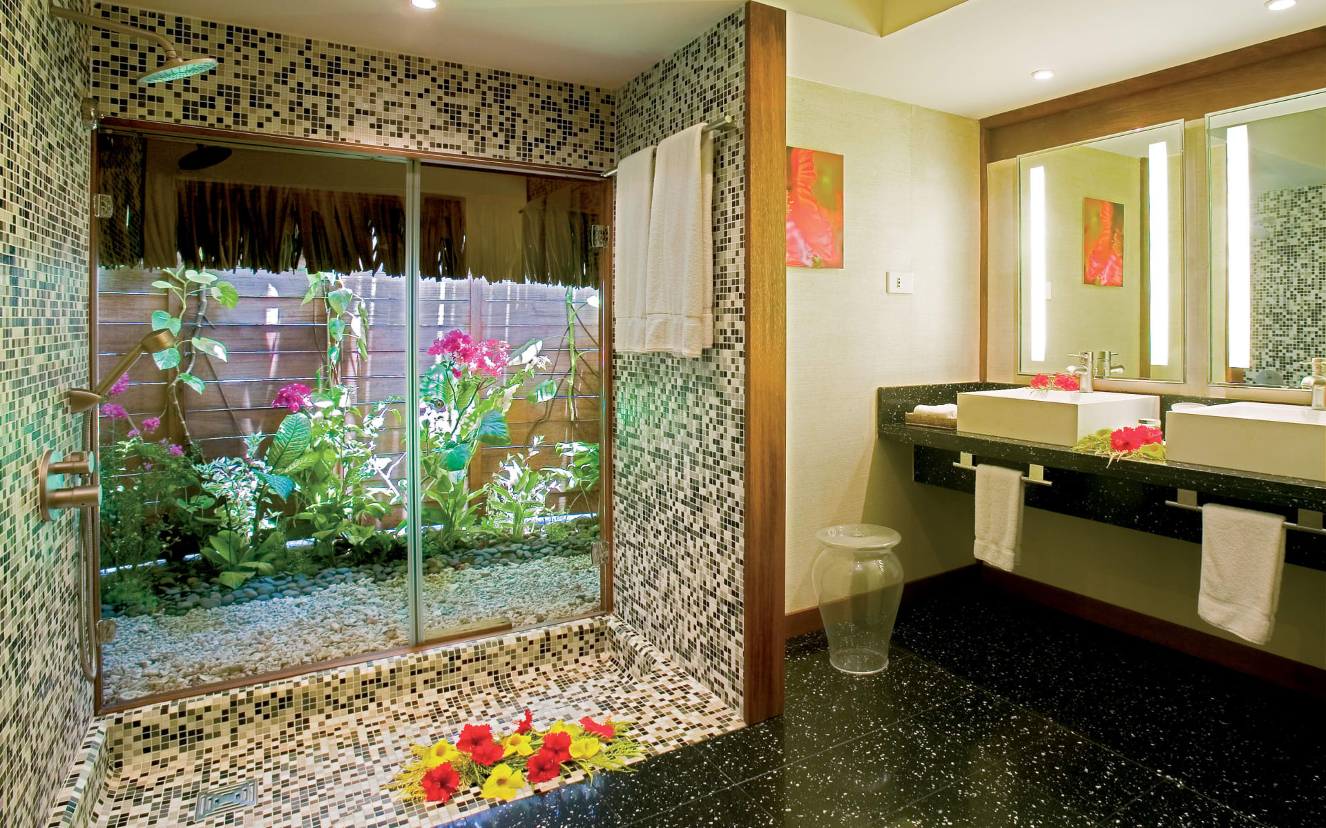 Luxury Bathroom in beach front villa