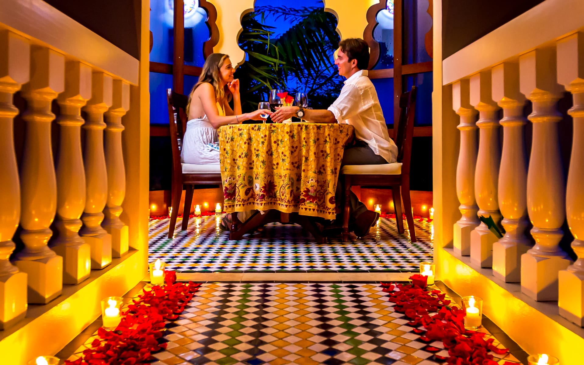 Nayara_Tented_Camp_Romantic_Dinner_pt8hxu