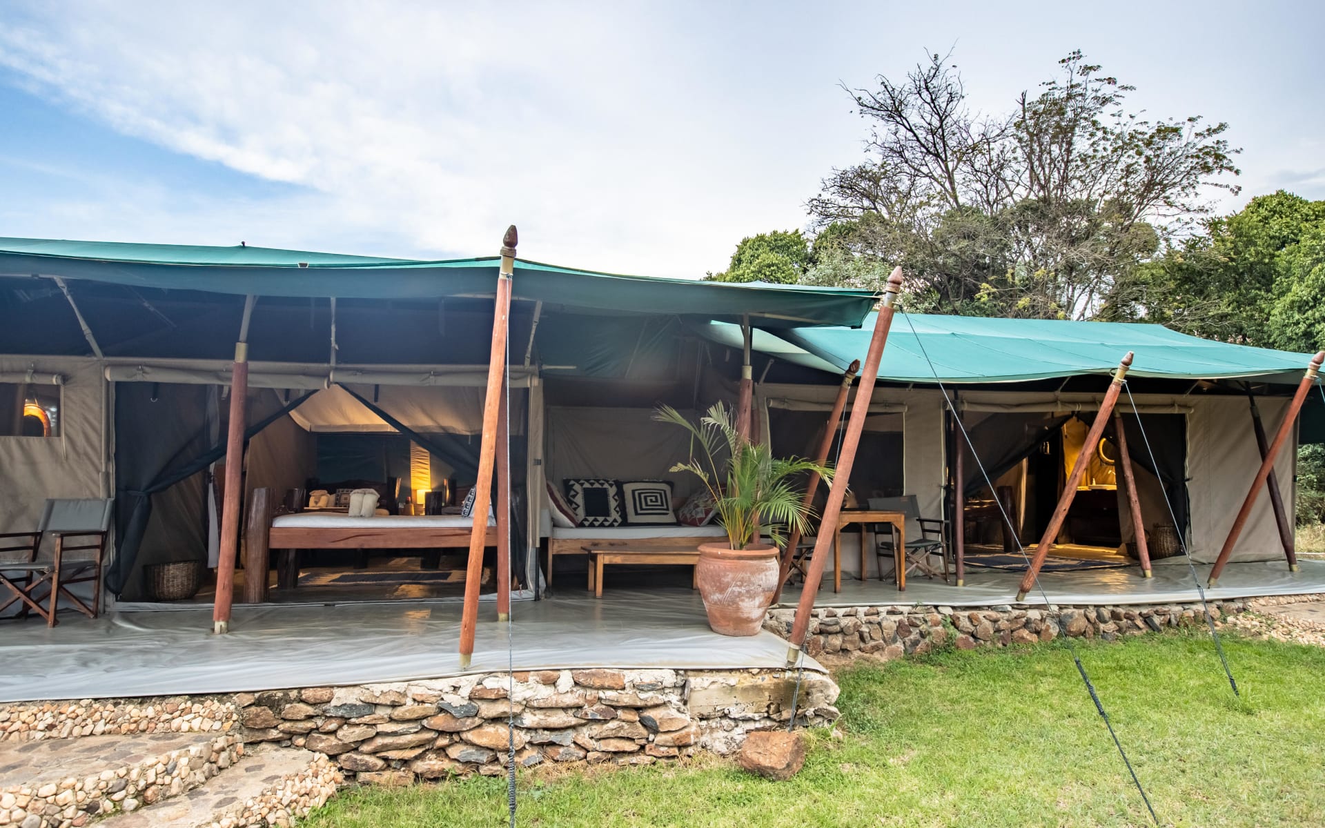 Offbeat_mara_kenya_exterior