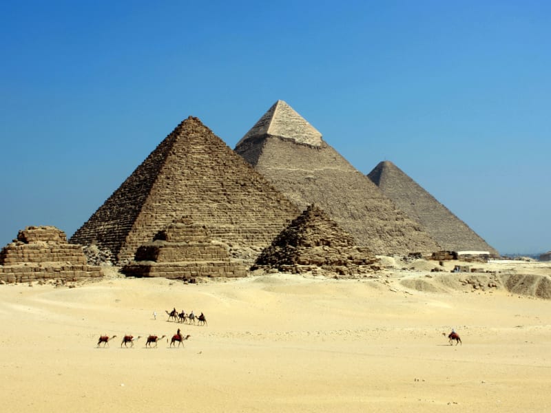 Pyramids_eygpt_stockimg-1