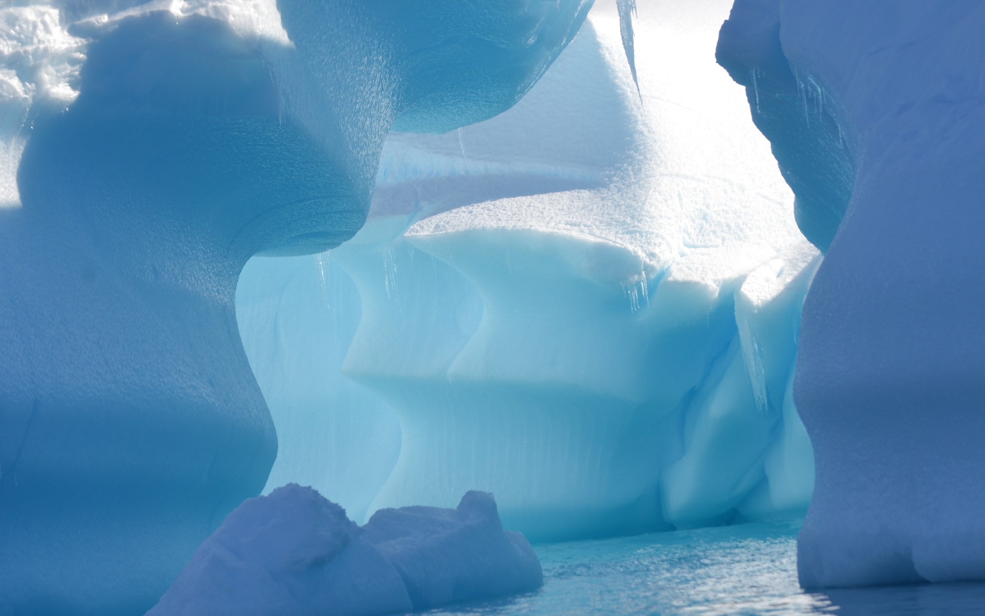 Scotia_Sea_Unsplash_2022_CCAngie_Corbett_Kuiper_pqqcaz