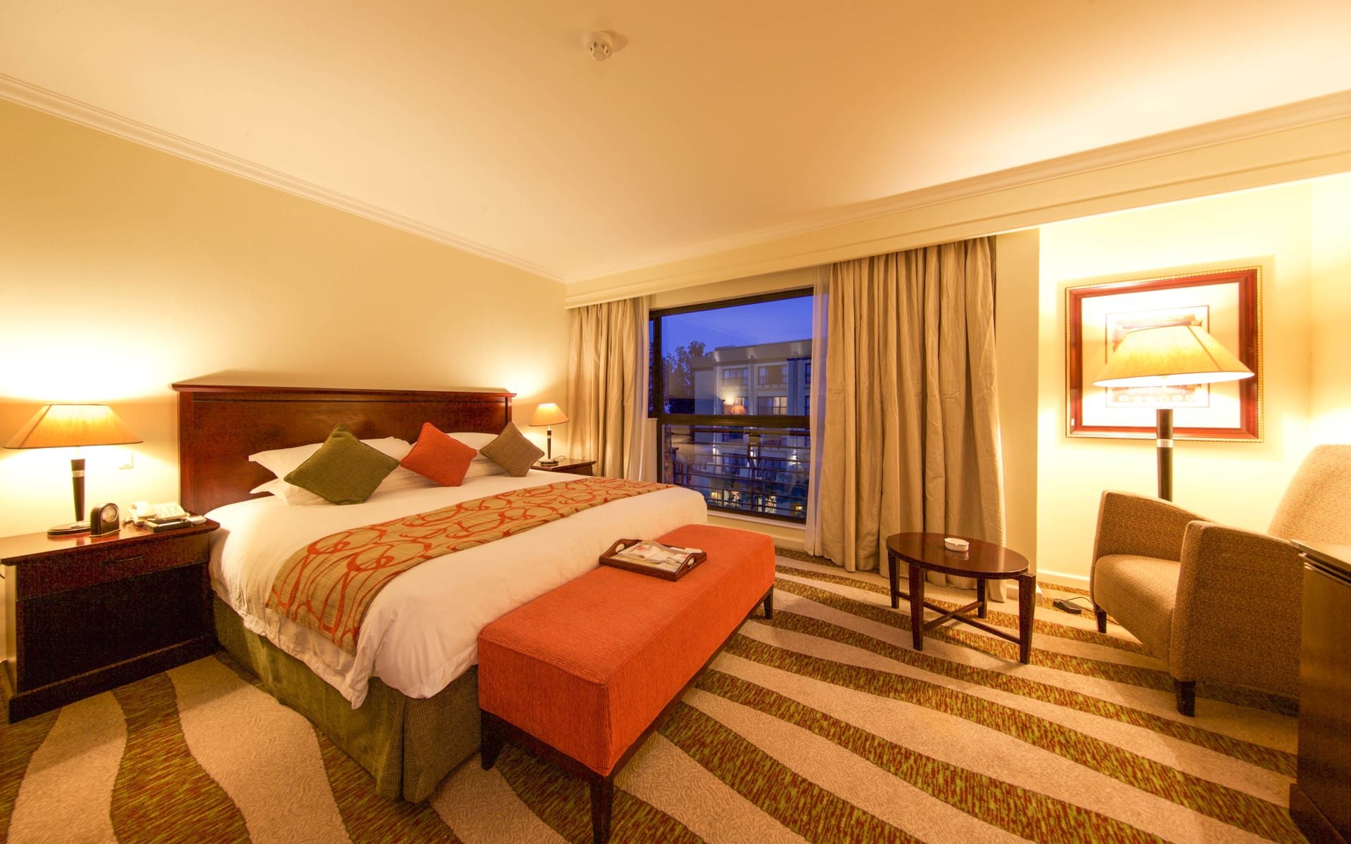 Serena_kigali_rwanda_bedroom