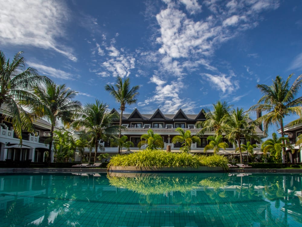 Shinta_Mani_Shack_Pool_View_1024x683_xbyahs-1