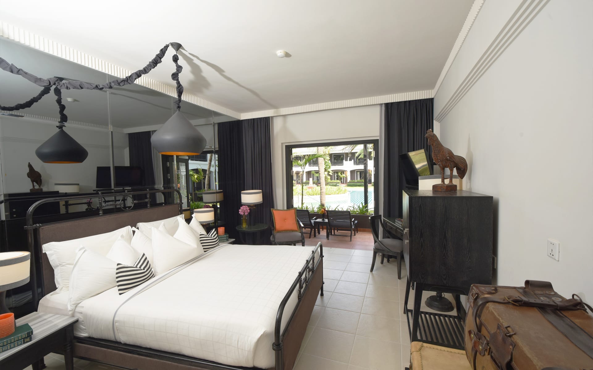 Shinta_Mani_Shack_Room_Pool_View_at6clx-1