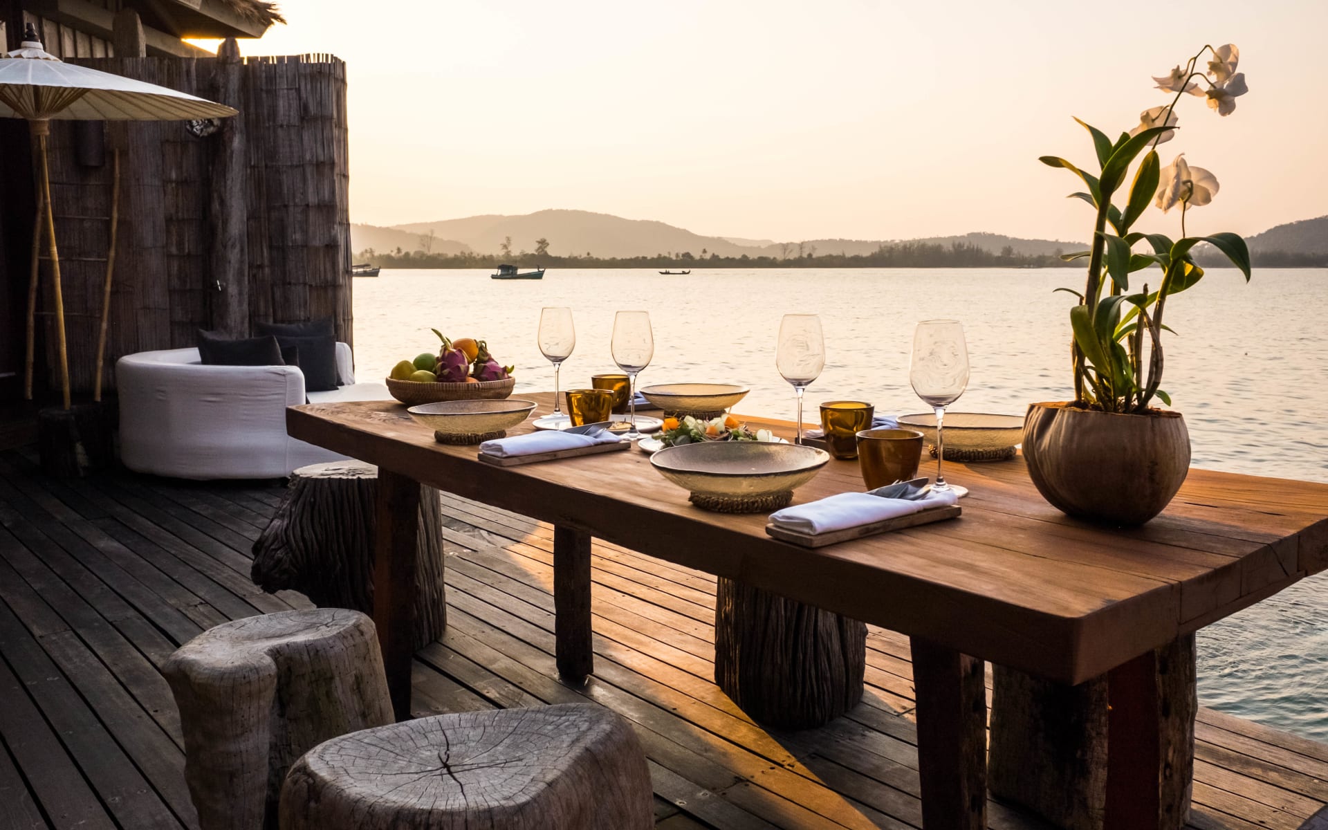 Song_Saa_Outdoor_Dining_e4it4k