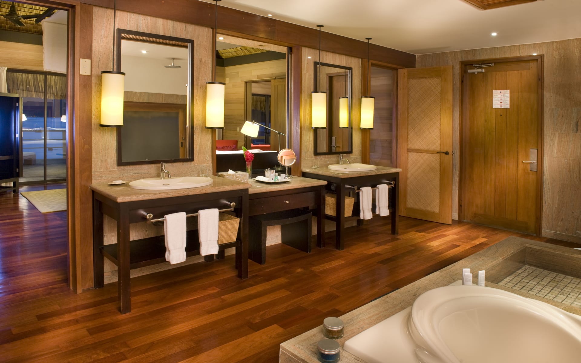 Jack and jill sinks of overwater bungalow