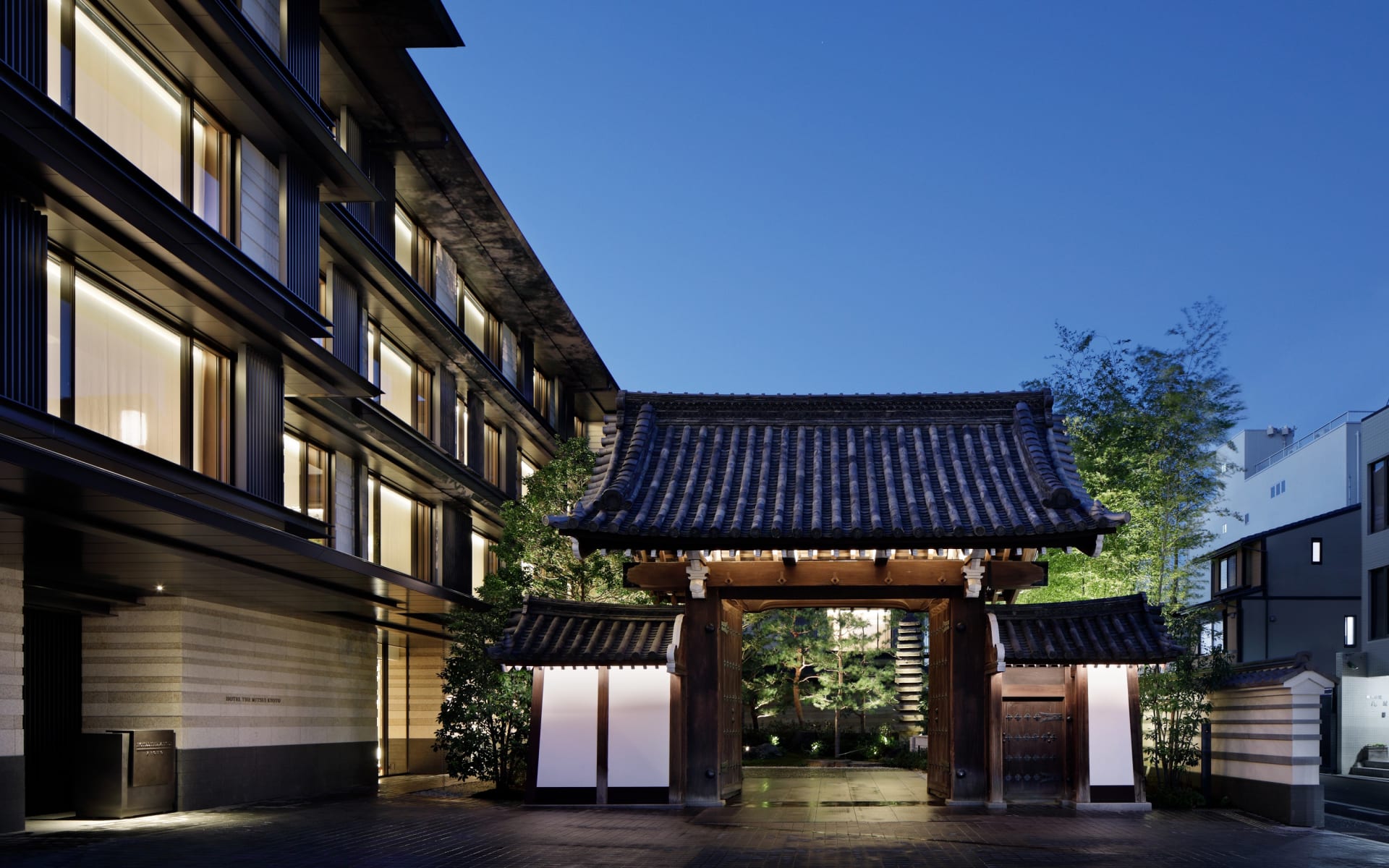 The entrance to The Mitsui is a traditional design with a porchway. 