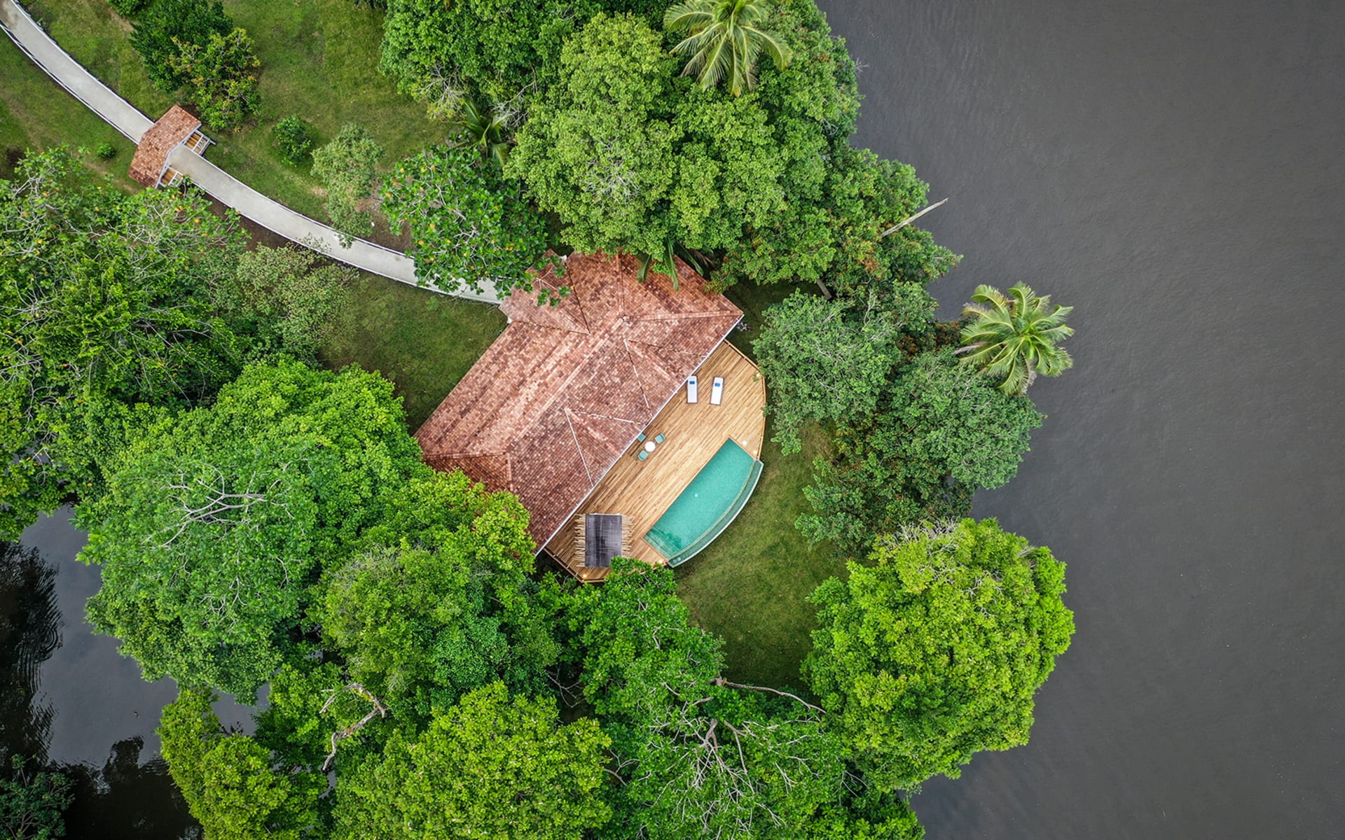 Tortuga_lodge_costa_rica_aerial-1