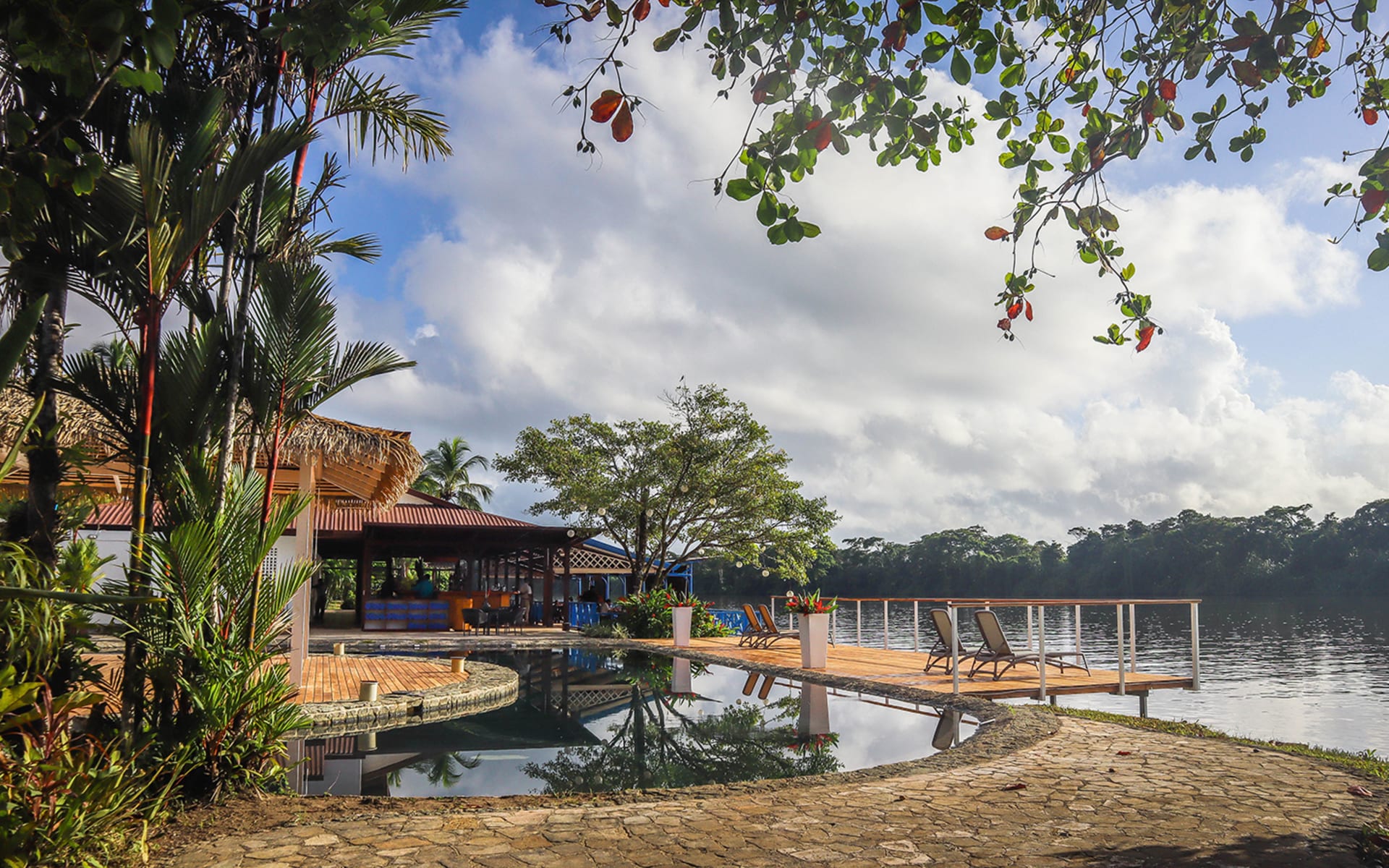 Tortuga_lodge_costa_rica_lodge_view