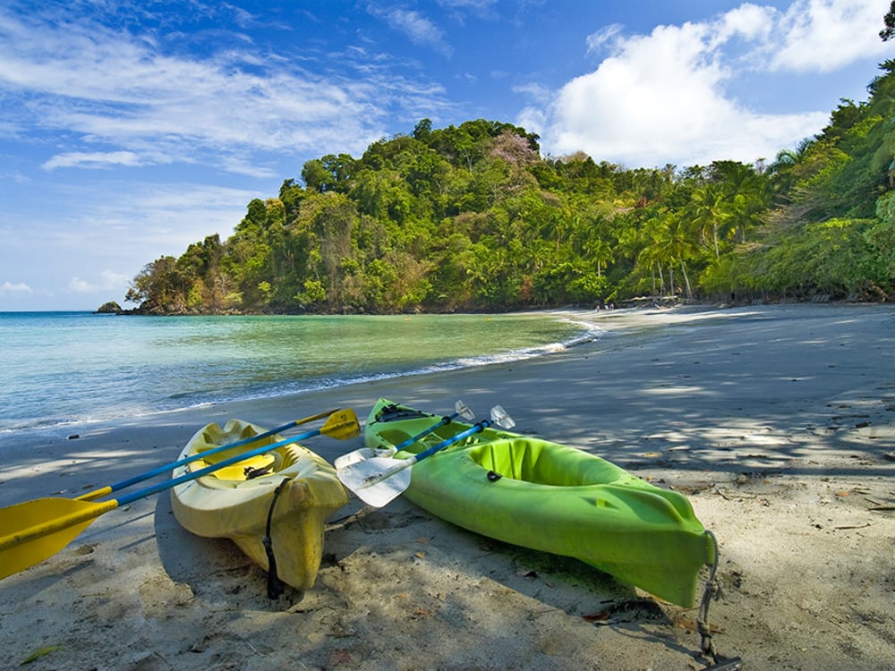 Tulemar_resport_costa_rica_Kayaks_on_Beach-1