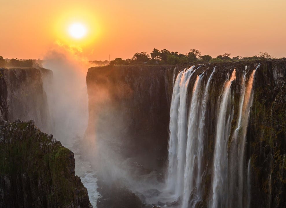 Victoria_Falls_Free_Stock_Image_Unsplash_2021_CCSammy_Wong-QHH3WH1ZBsk_hhmaym-May-09-2024-01-36-03-8696-PM