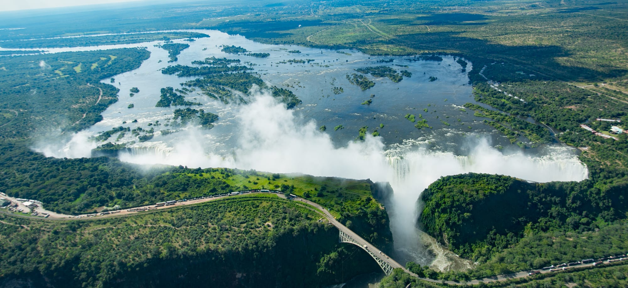aerial_view_victoria_falls_tsqvyh-3