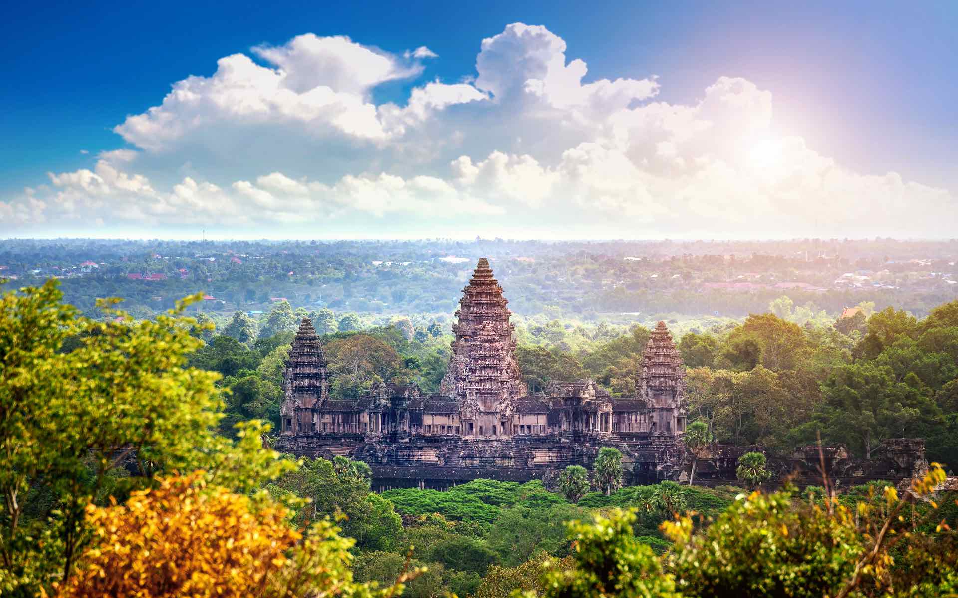 angkor_wat_view_siem_reap_1920x1200_ech75w.jpg