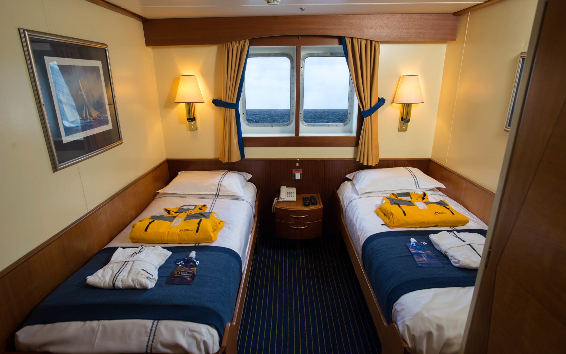 antarctica_ocean_adventurer_Cabin_212_Rogelio_Espinosa-8837_jeaben