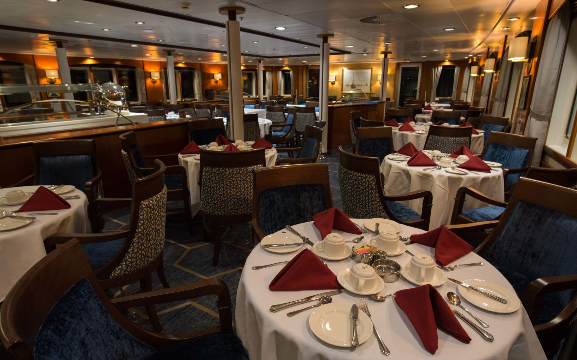 antarctica_ocean_adventurer_Dining_Room_Rogelio_Espinosa-8756_y9l5ht