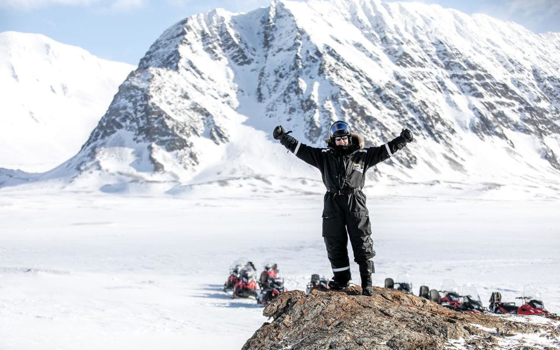 basecamp-explorer-snowmobiling_1024x683_azy7x7