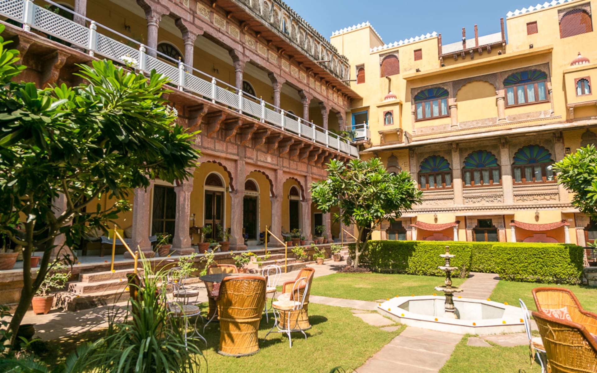 chanoud_garh_palacestyle_pbscun-1