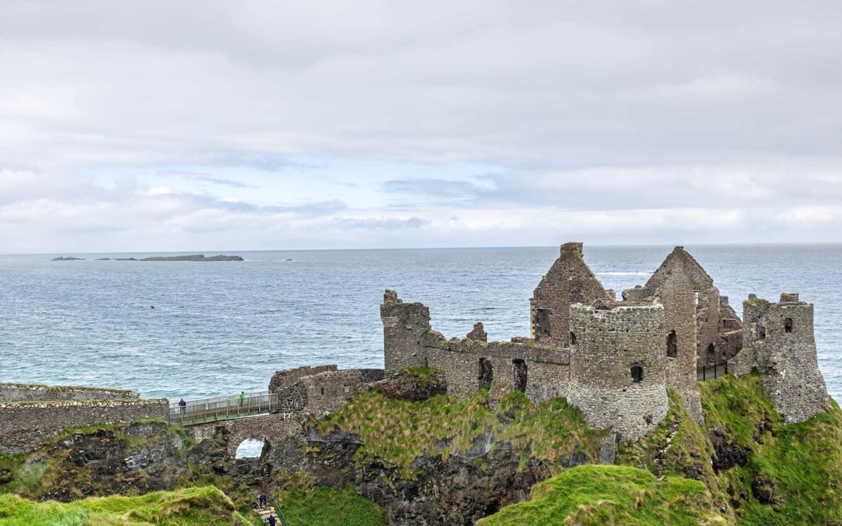 See Dunlace Castle during your trip to Northern Ireland, a beautiful  Game of Thrones filming spot.