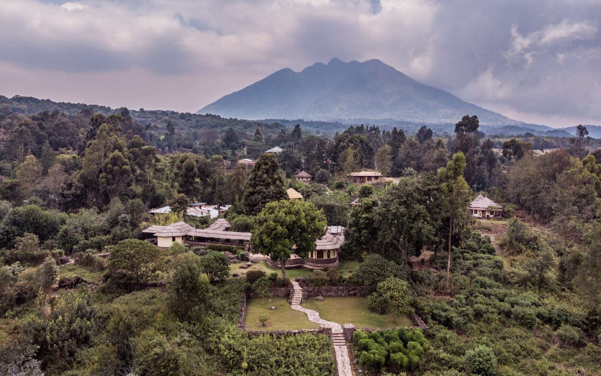 Mount Gahinga Lodge has a stunning mountainous backdrop.