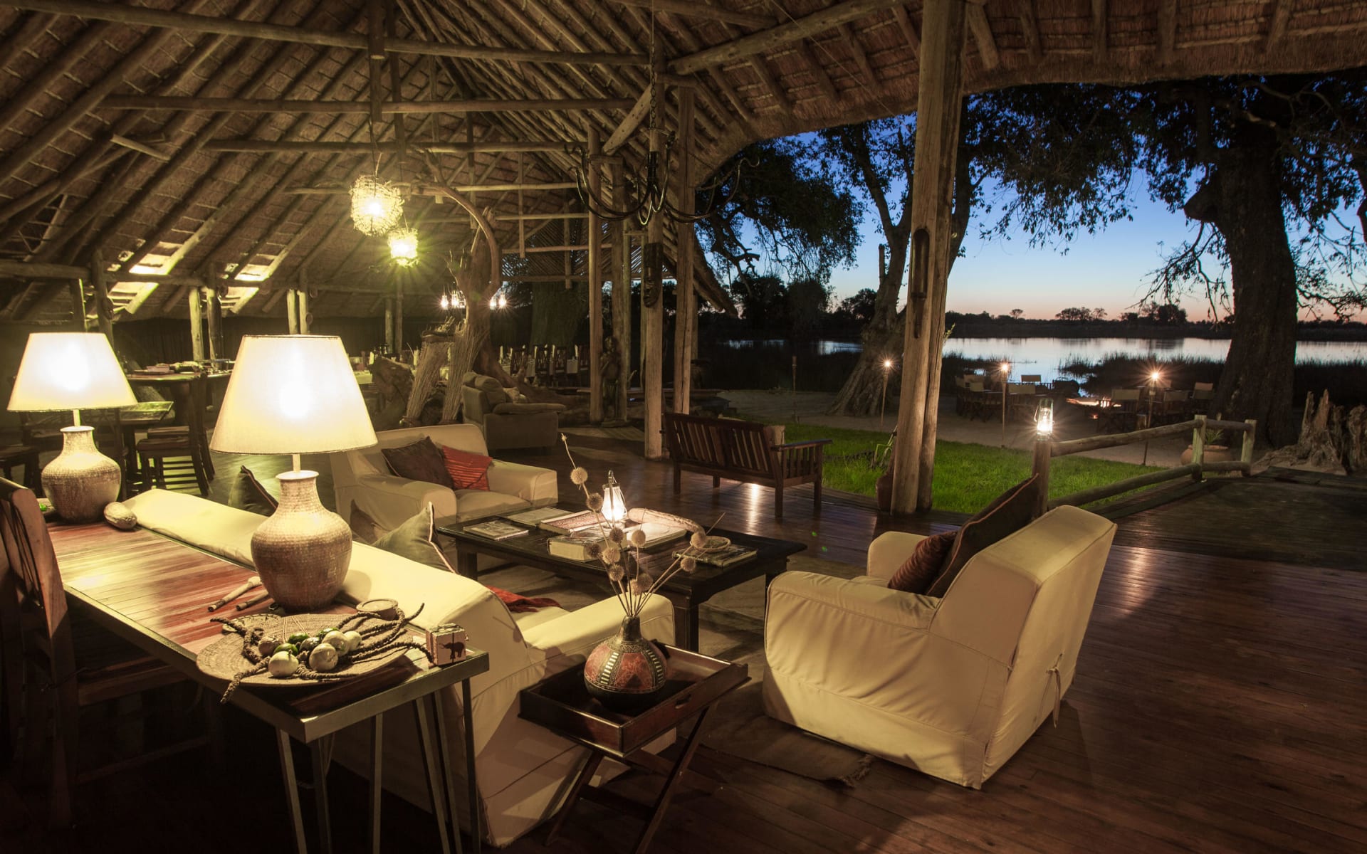 pom_pom_camp_botswana_main_area