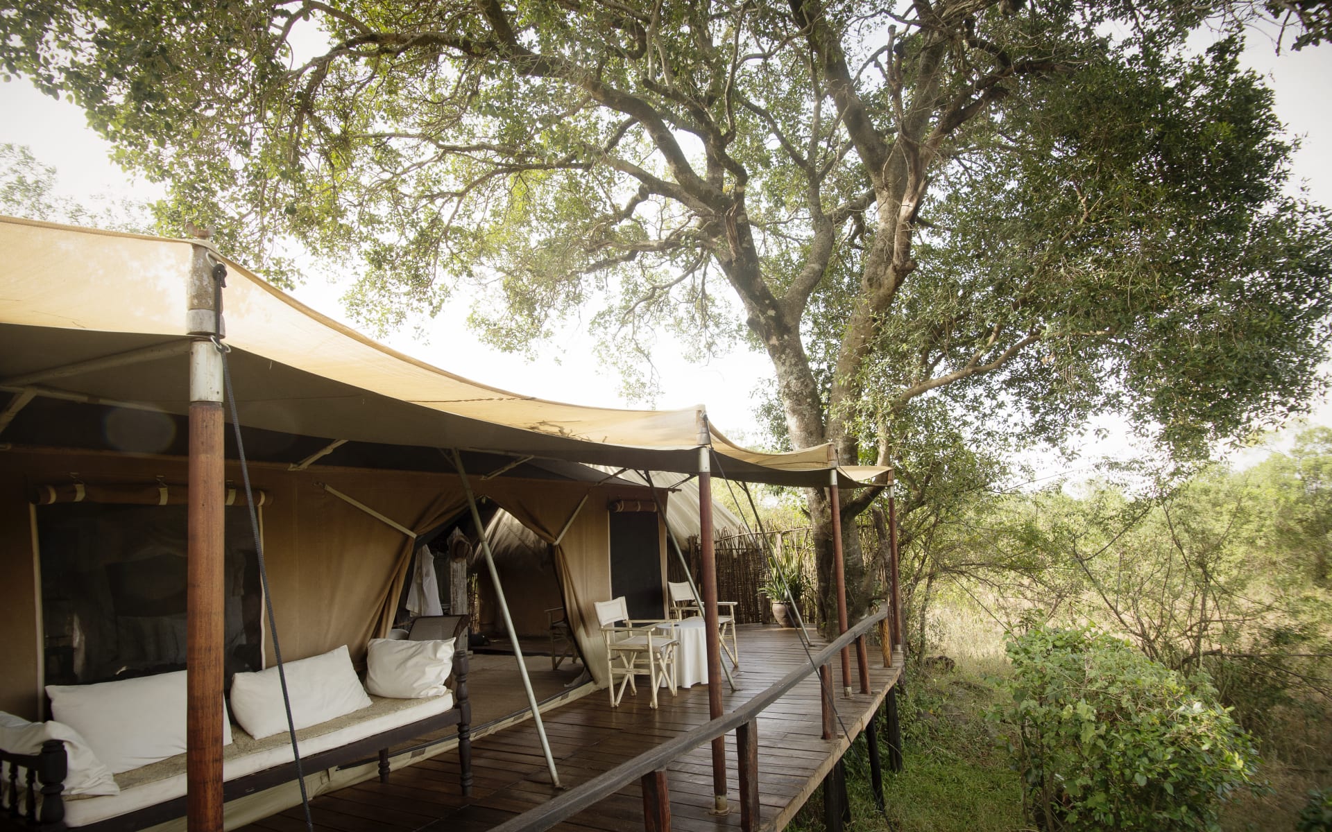 serian_kenya_tent_tmbz3h