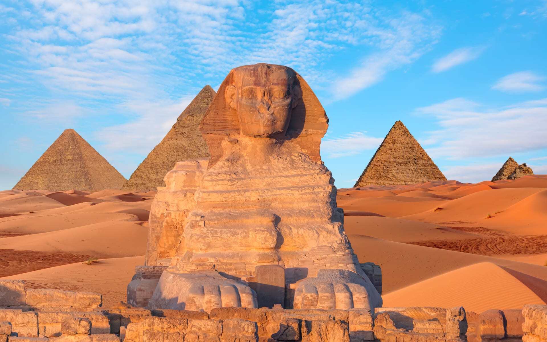Visit the Sphinx on your historic Egypt tour.