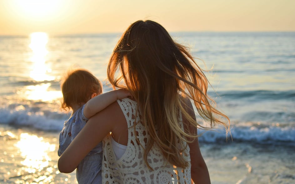 Sunny holidays for a family trip
