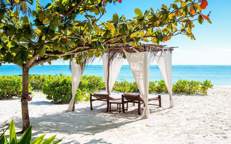 Relax on the beaches of East Africa 