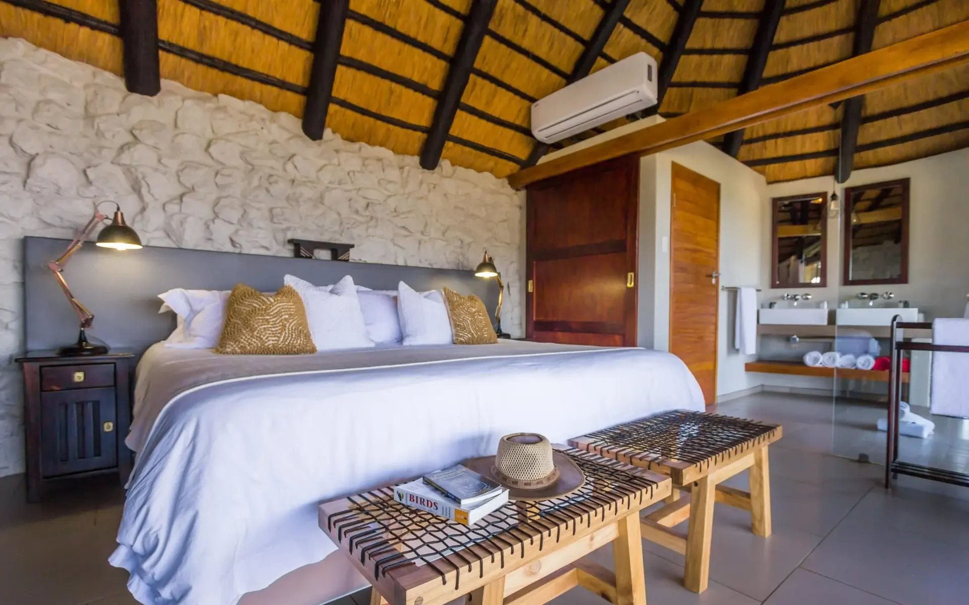 Luxury_Chalets_6_g2zopb