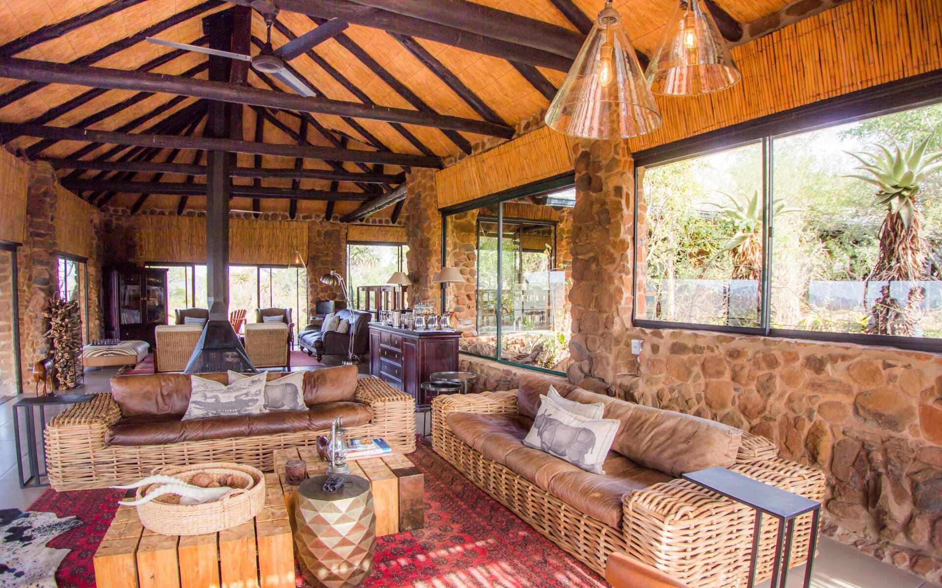 Main_Lodge_Area_1_a5s8xz-1