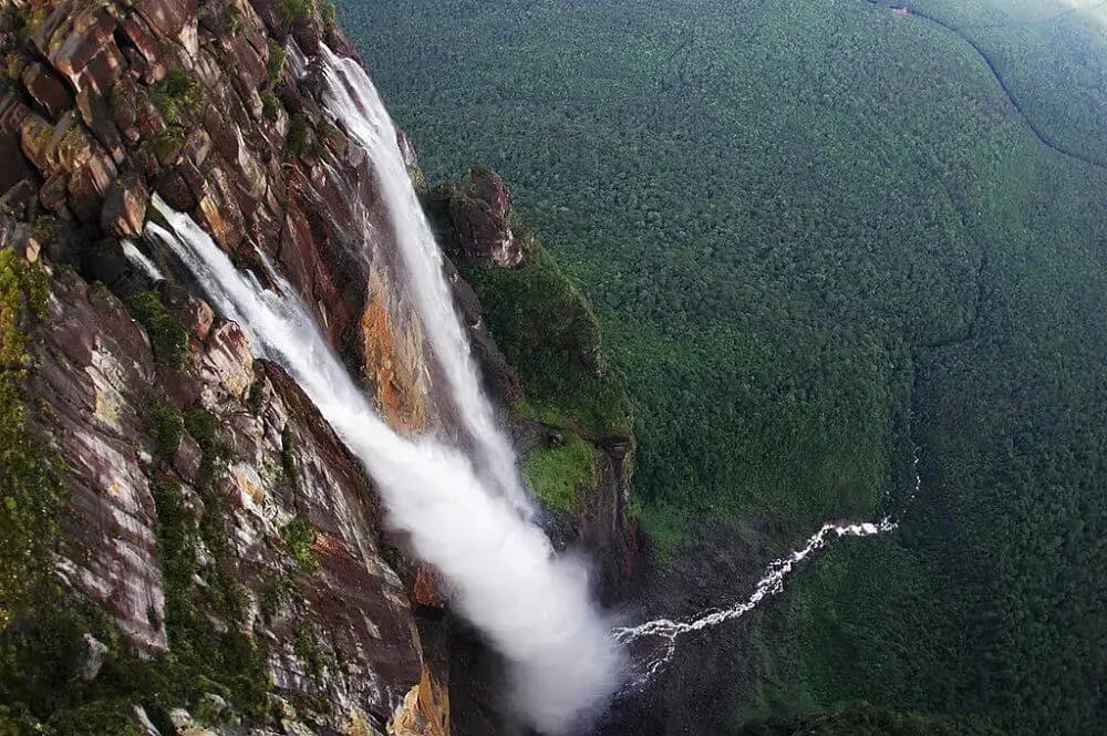 angel_falls_in_venezuela_biggest_waterfall