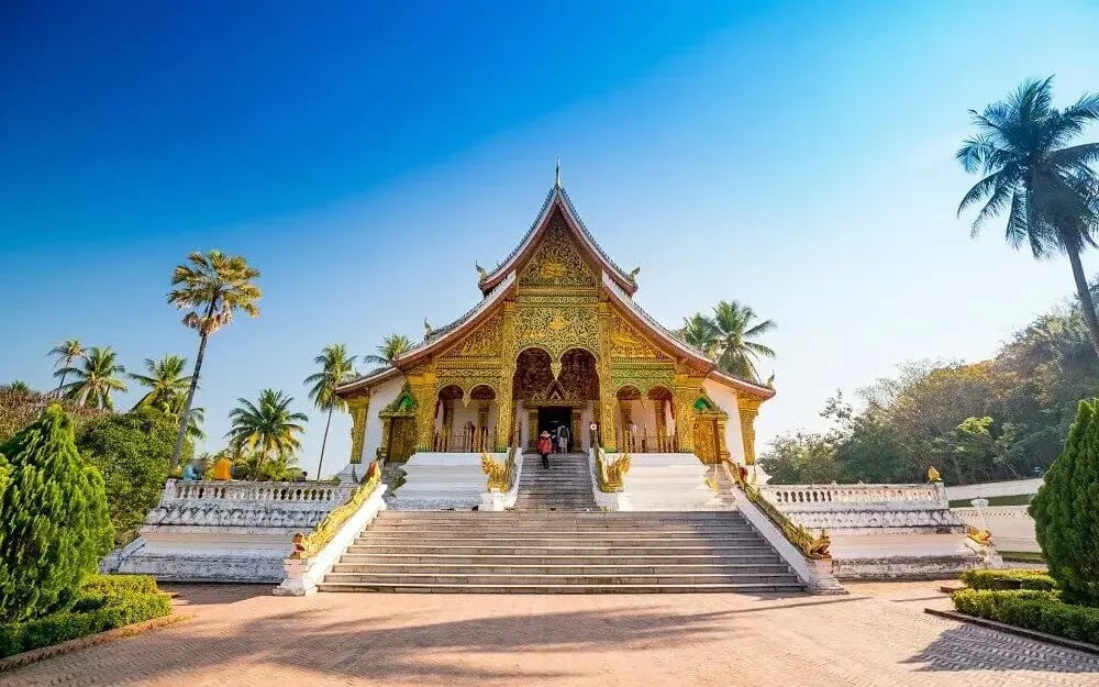 haw_pha_bang_royal_palace_luang_prabang_laos