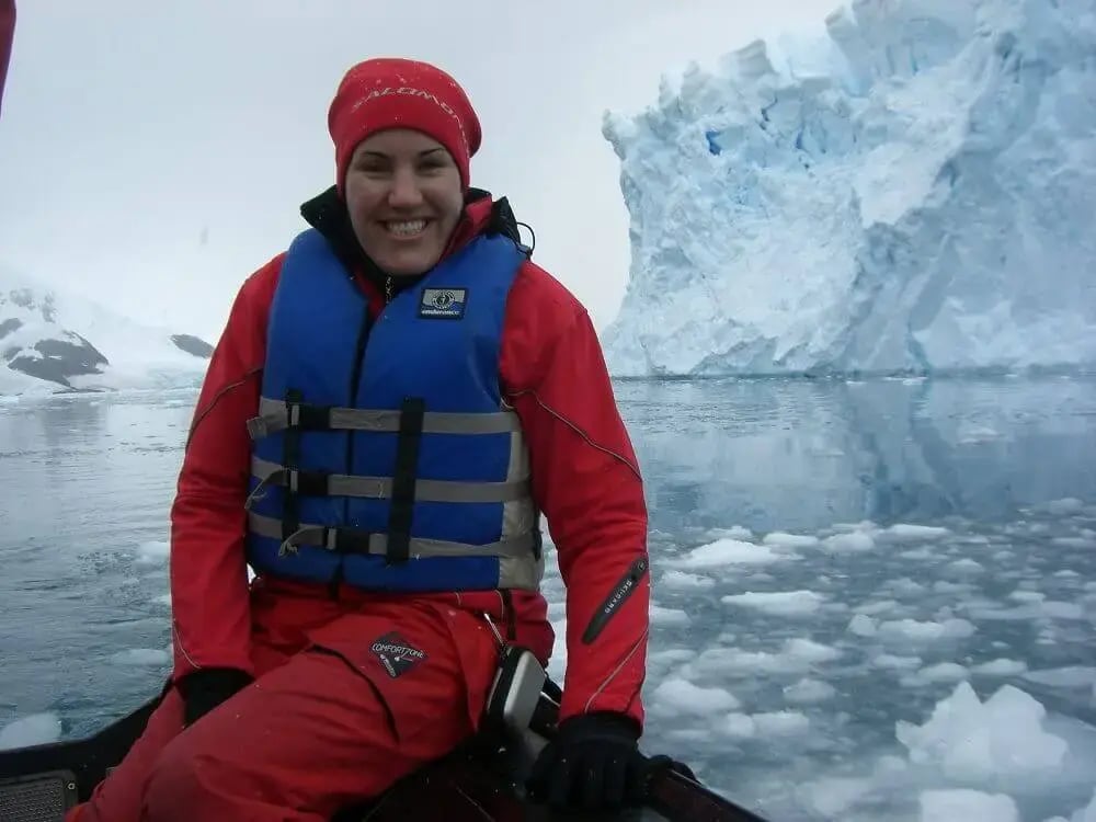 kirsteen-on-zodiac-trip-in-antarctica-expedition-parka-and-life-vest