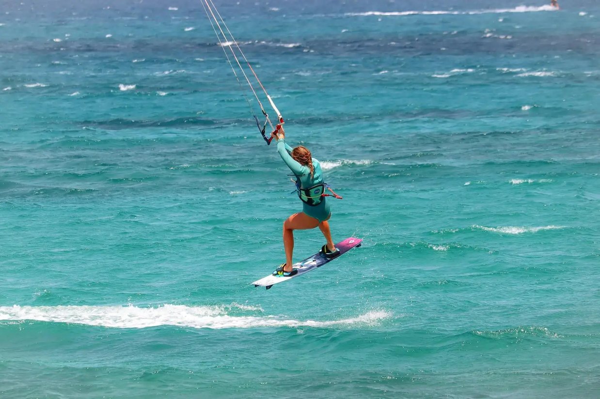 kite_surfing_adrenaline_junkies