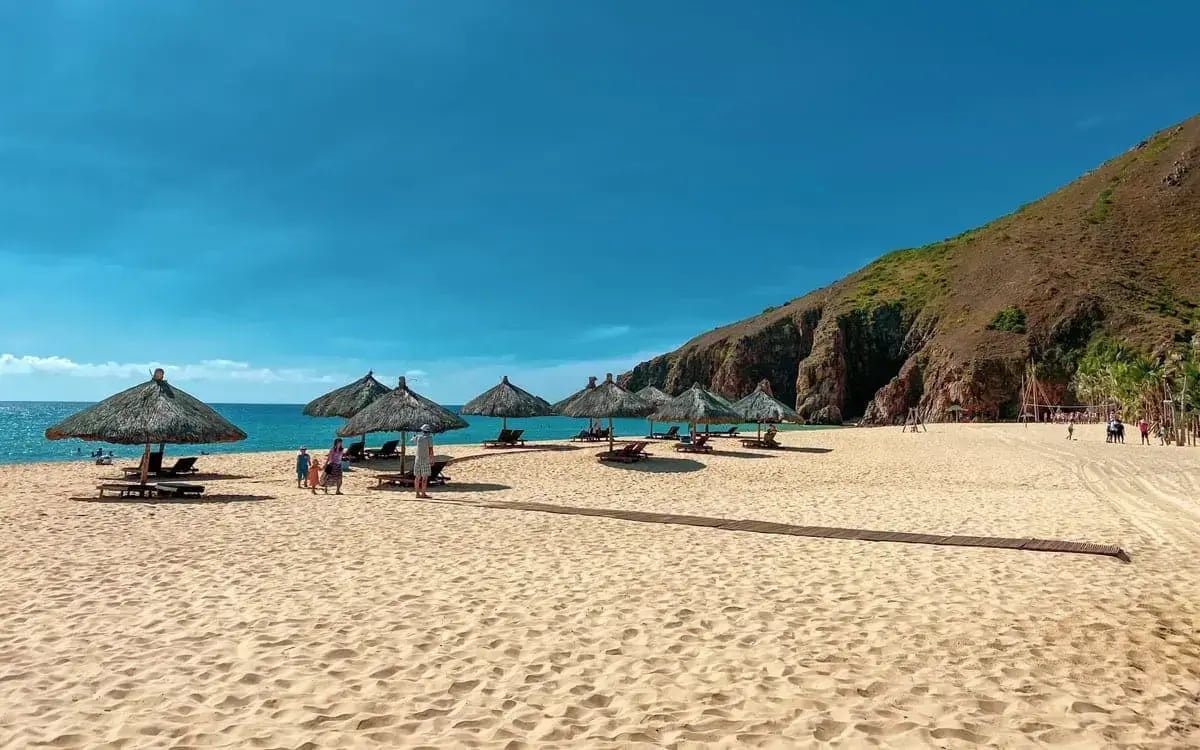 ky_co_beach_james_tiet_unsplash_zmqfge_1 (1)