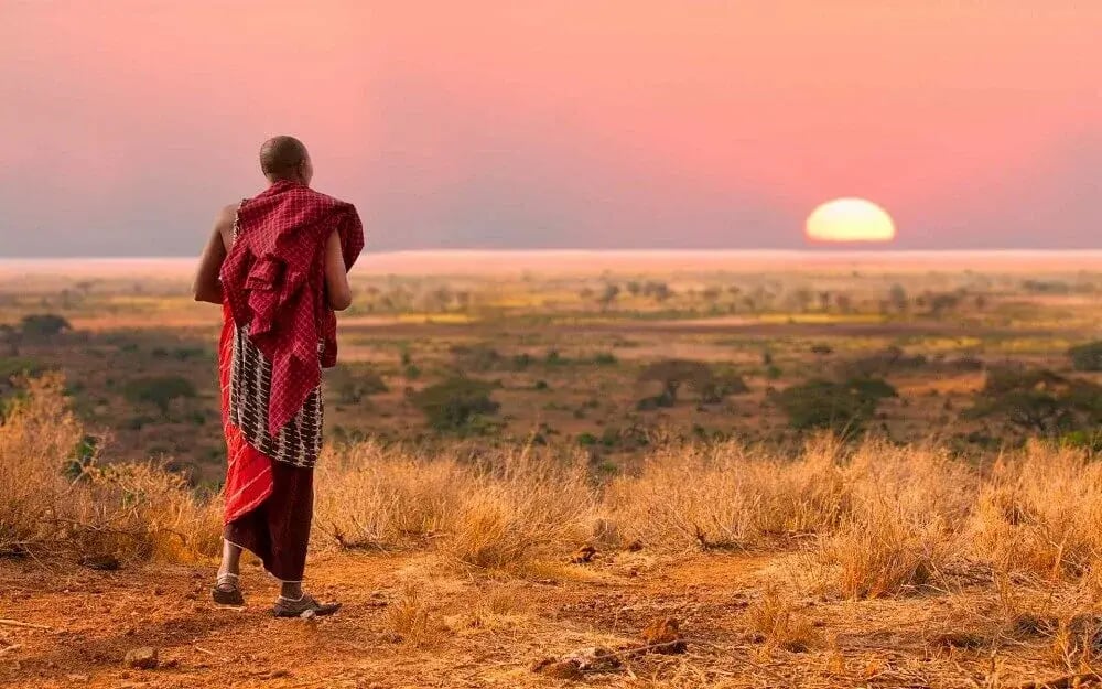 maasai_warrior_sunset_east_africa_honeymoon